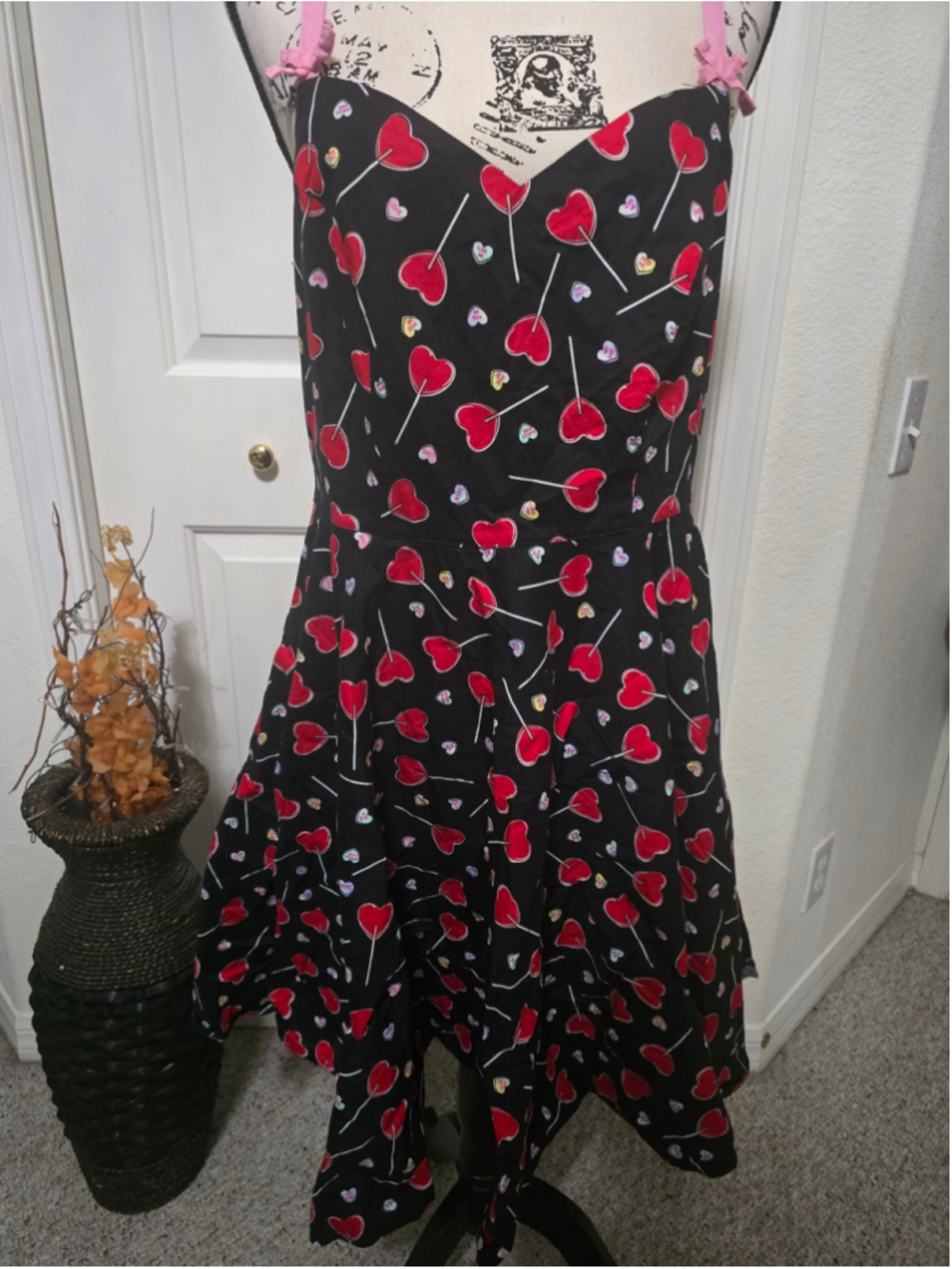 Hell Bunny Valentine Dress Size L NWOT